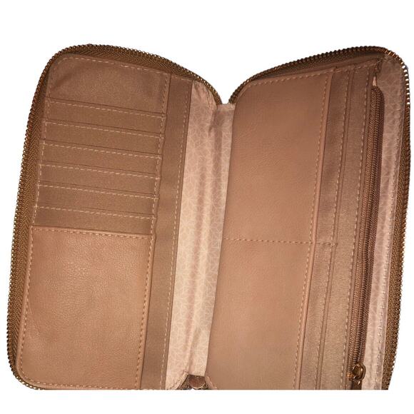 NWT Time & Tru Floral Tan Large Zip Around Wallet -‎ Lots Of Storage!!! - Picture 6 of 10